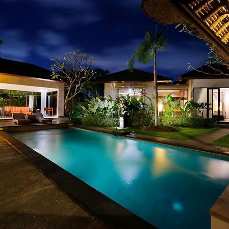 The Bali Bay View Villas Nusa Dua  Exteriör bild